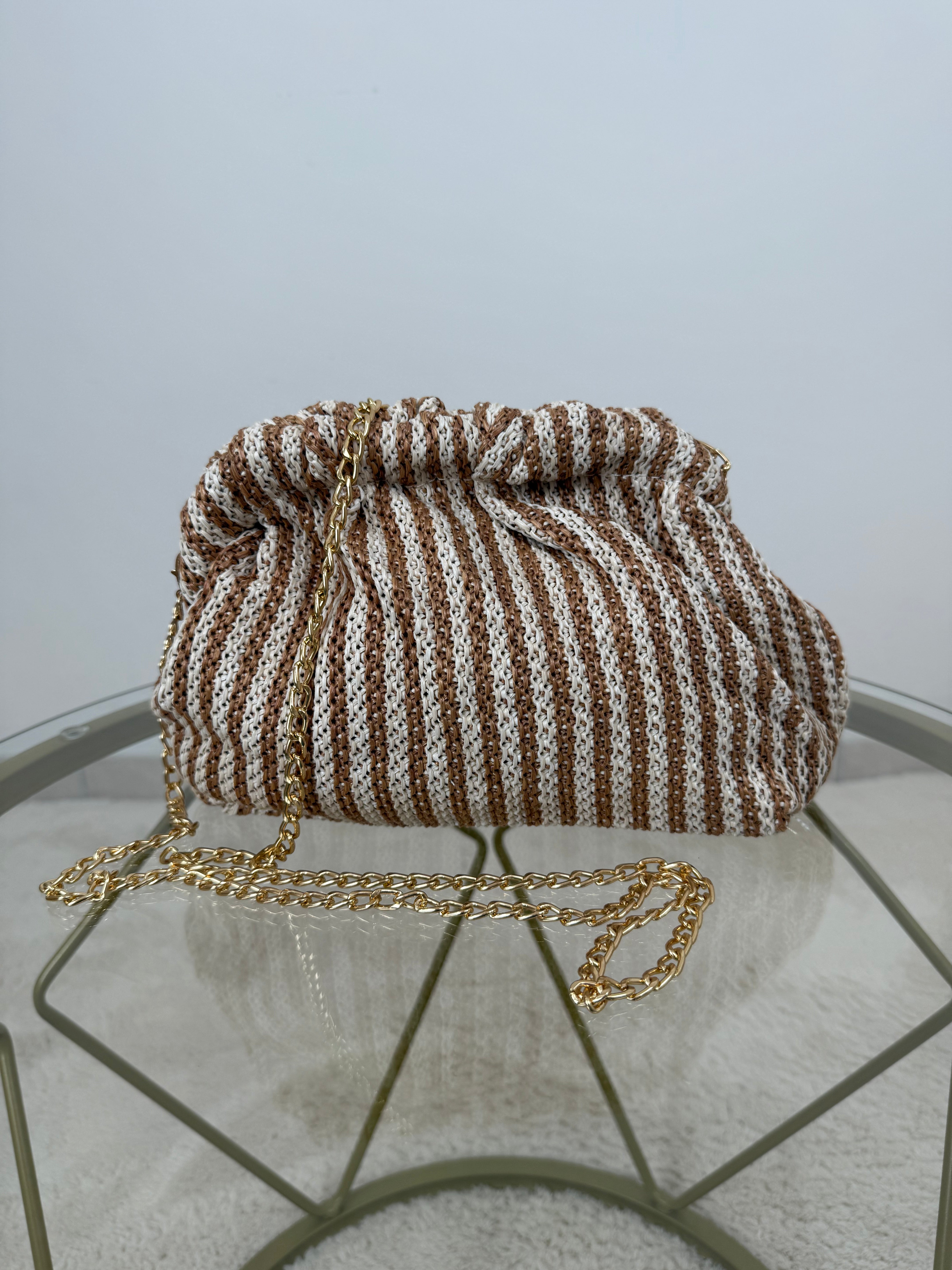 Borsa clutch a righe in paglia intrecciata – Beige & Marrone