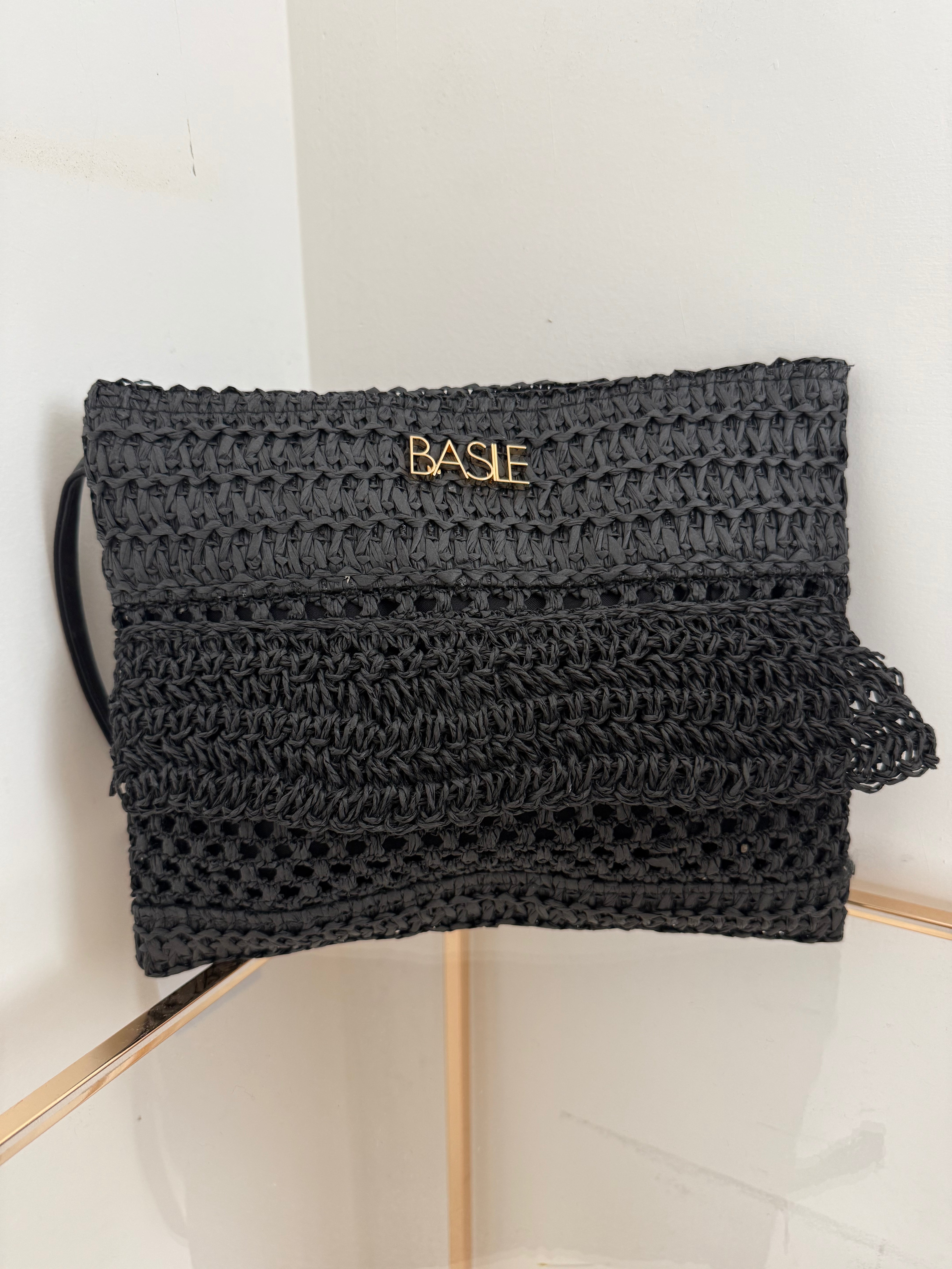 Pochette in Rafia Naturale con Scritta in Metallo