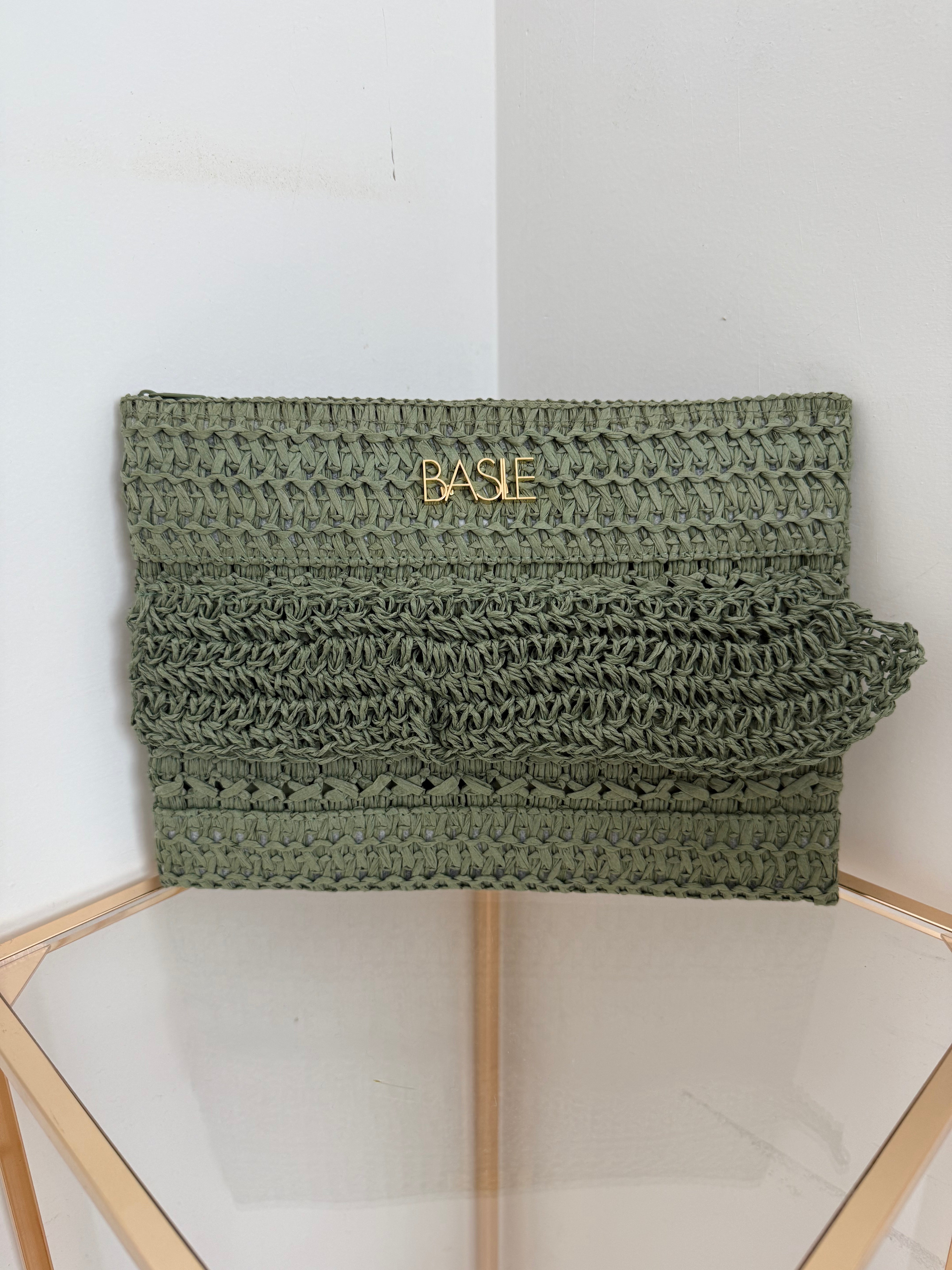 Pochette in Rafia Naturale con Scritta in Metallo