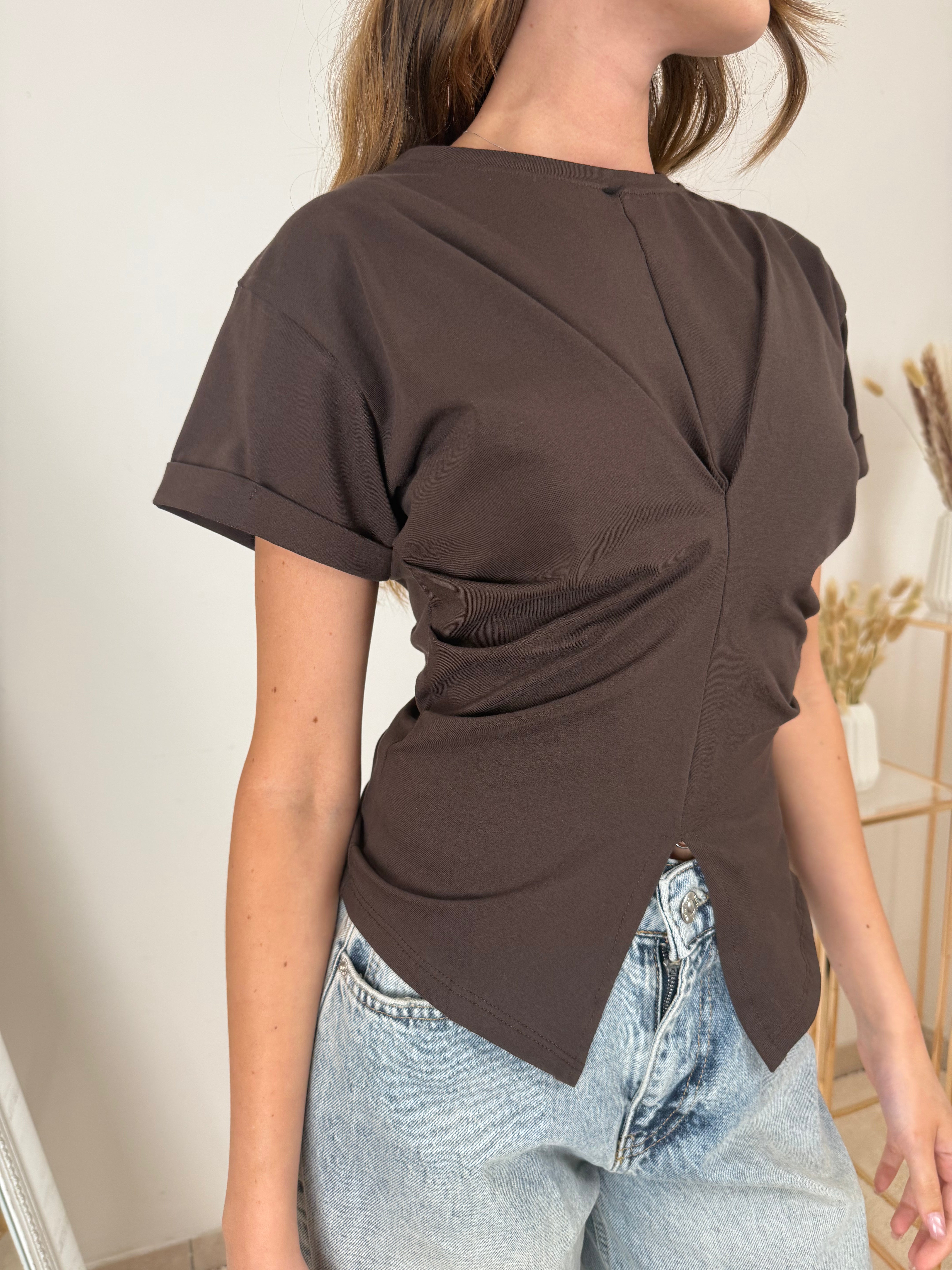 T-shirt Effetto Drappeggio – White / Brown