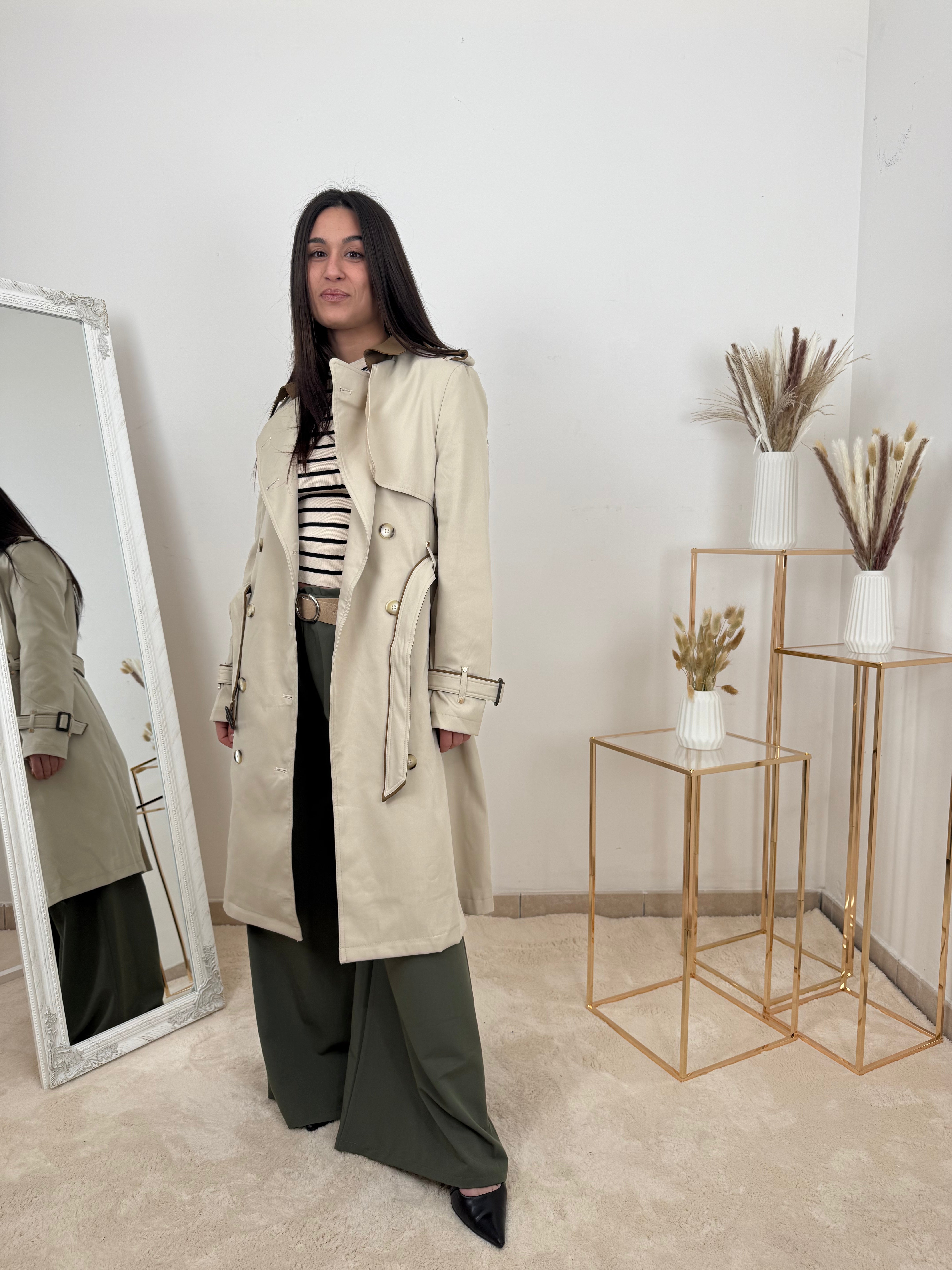Trench Iconico Bicolor – Eleganza Intramontabile