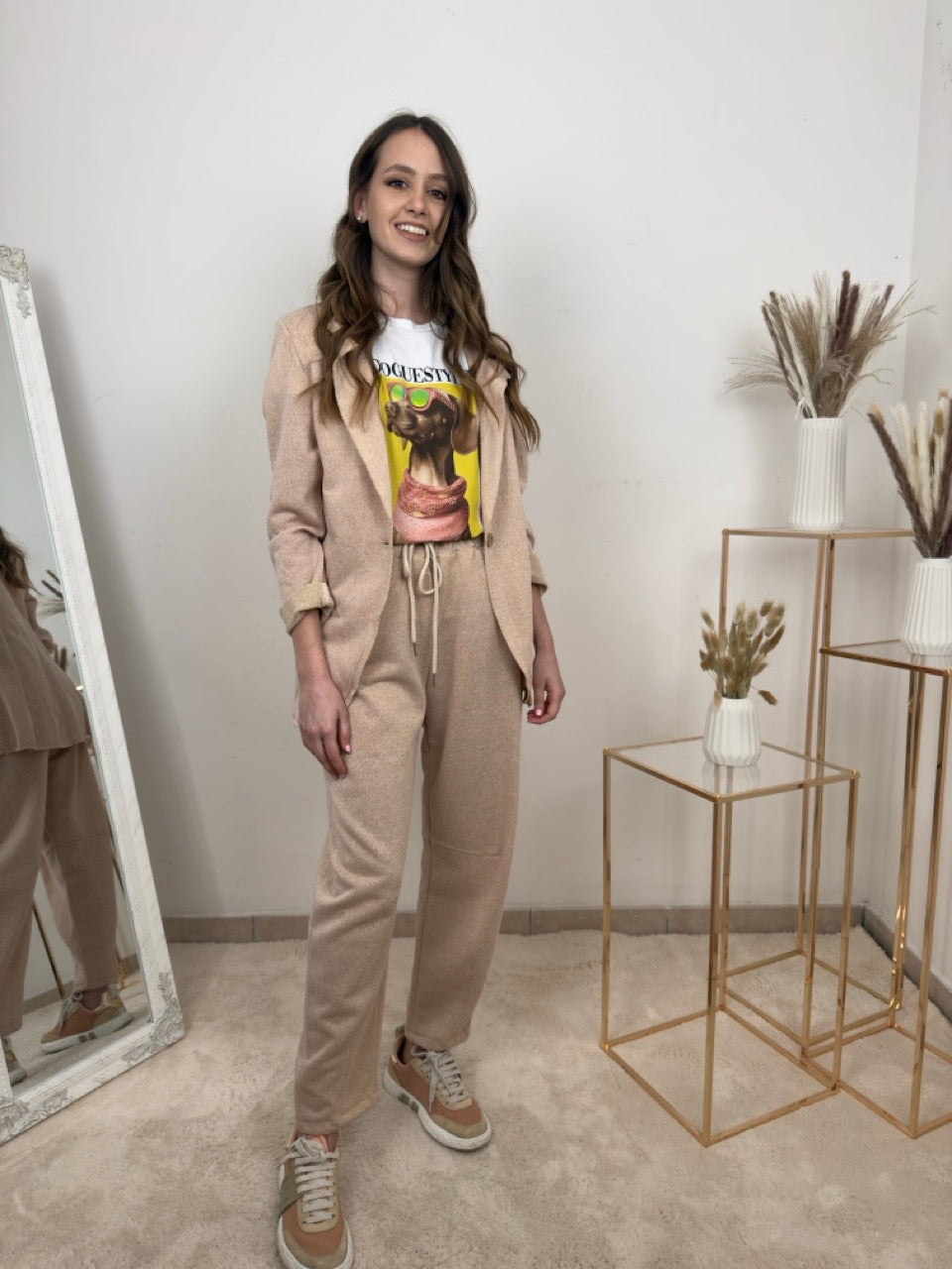 T-shirt "Doguestyle" – Ironia e Glamour