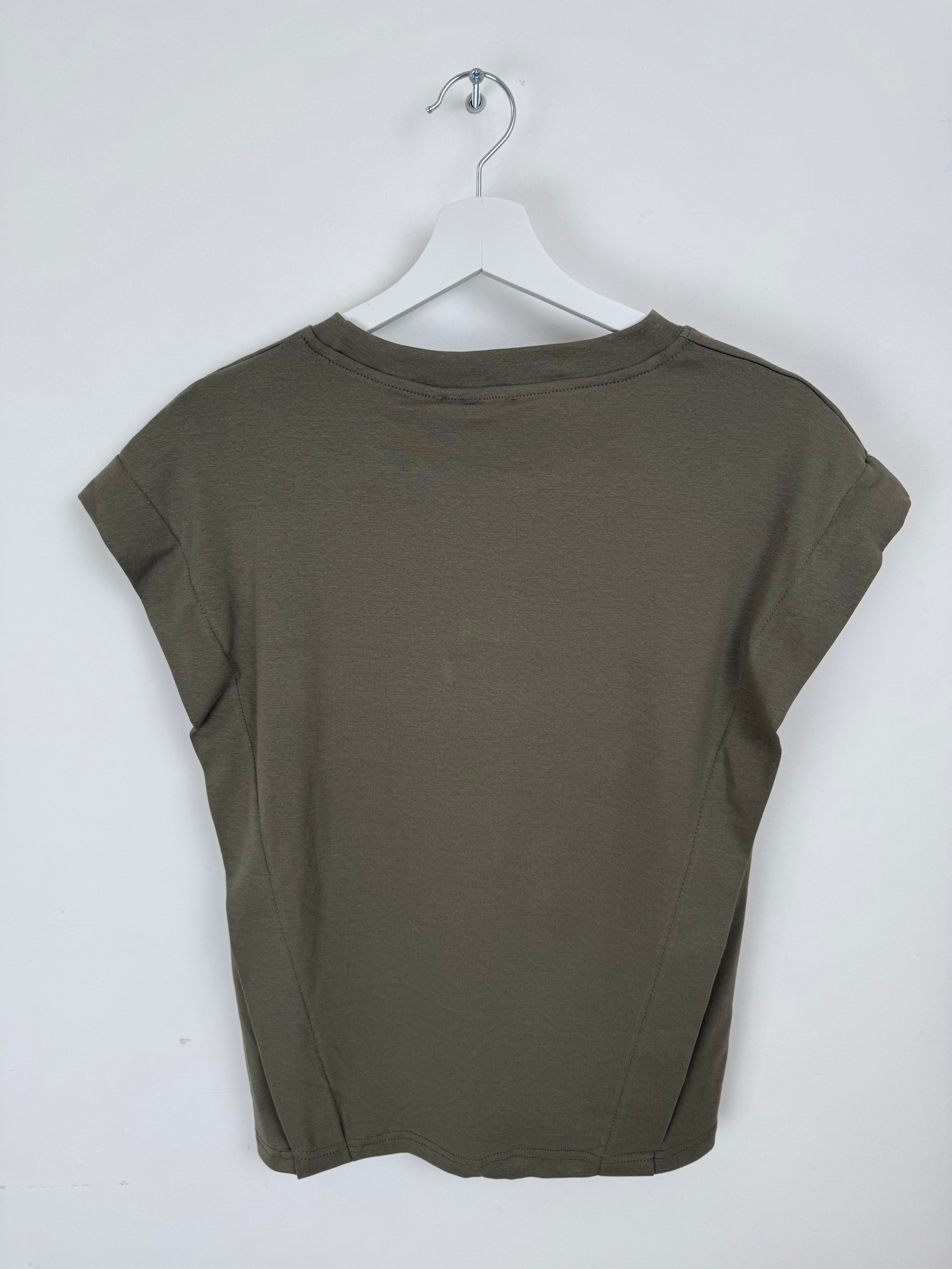 T-shirt "Rose Patch" – Dettaglio Ricamato