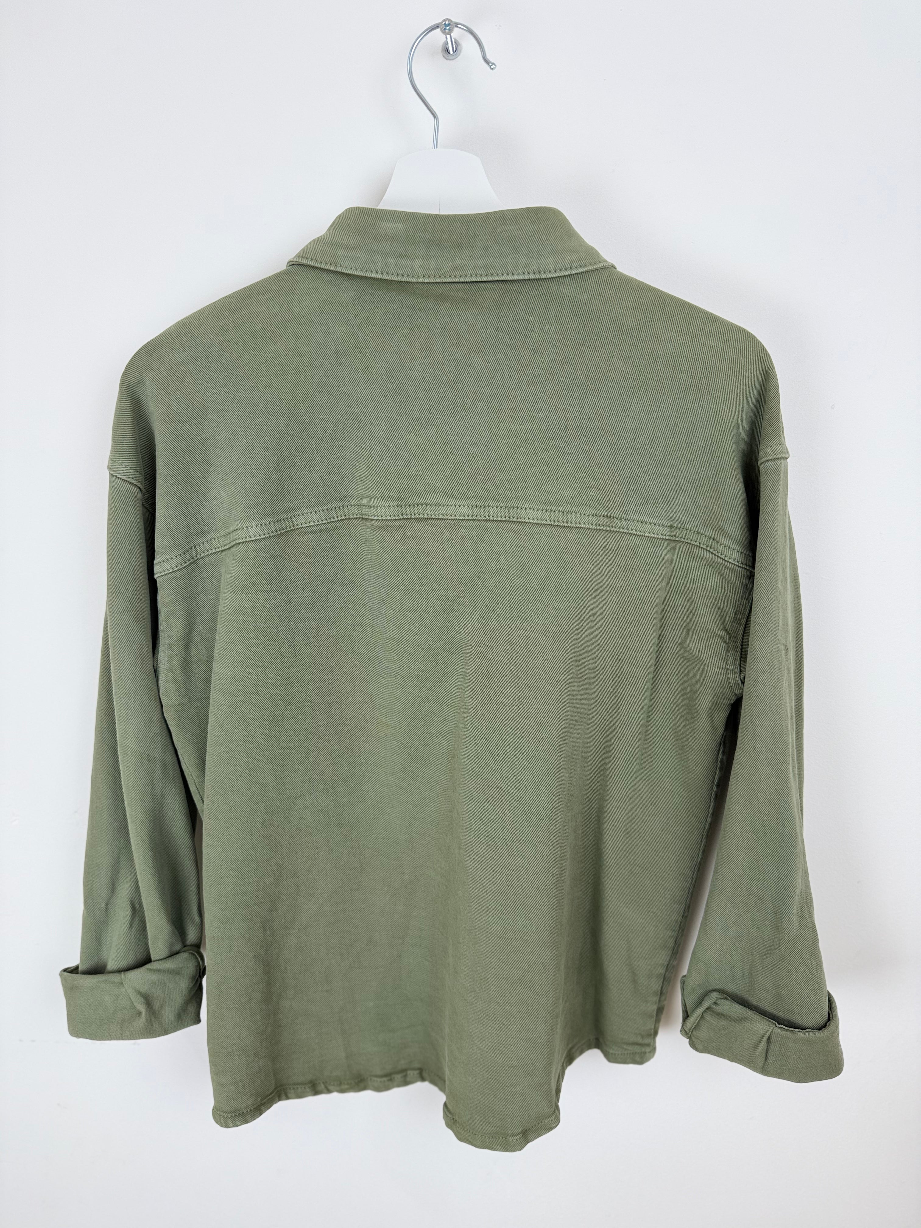 Camicia Oversize con Stelle Ricamate