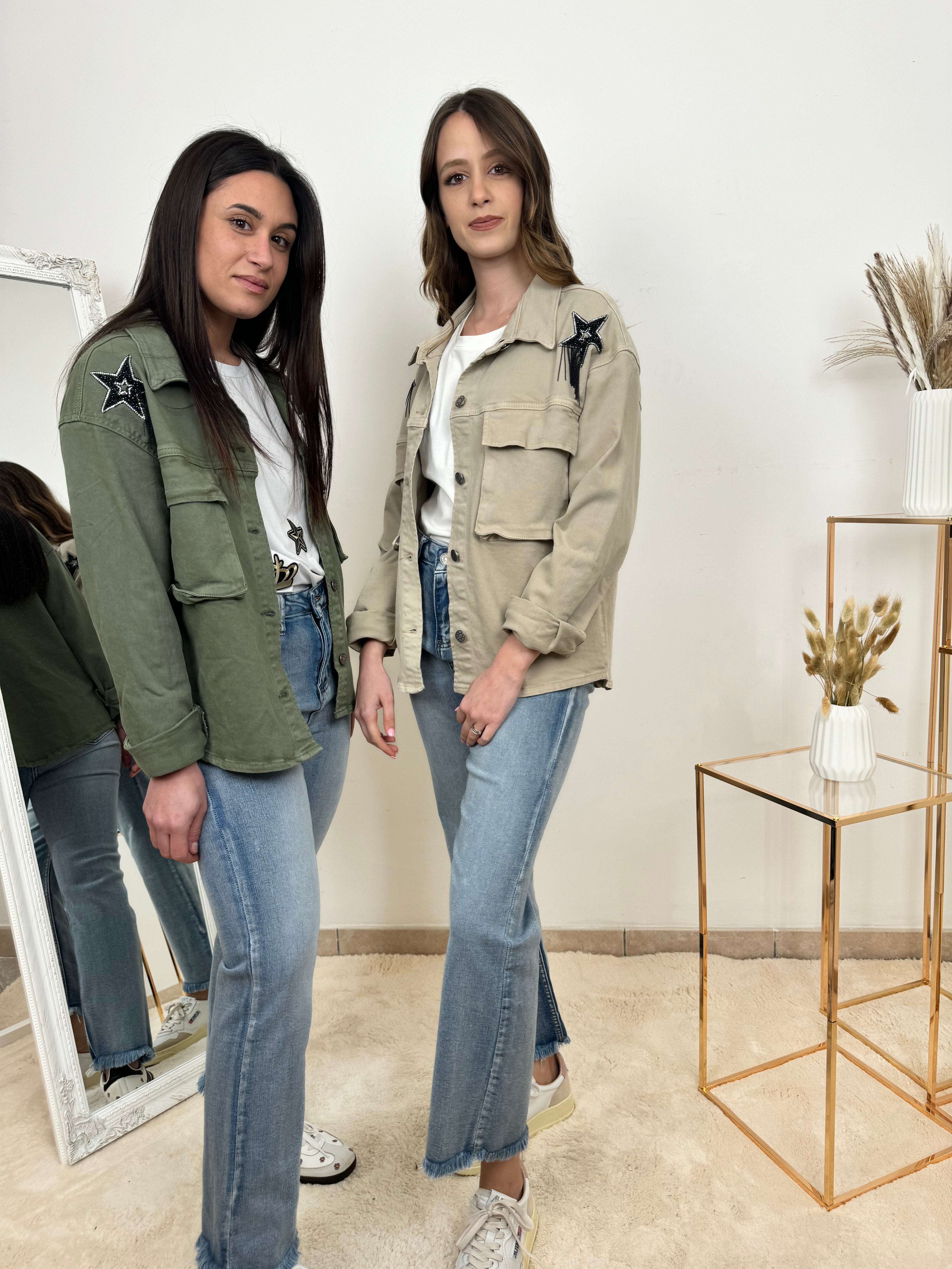 Camicia Oversize con Stelle Ricamate